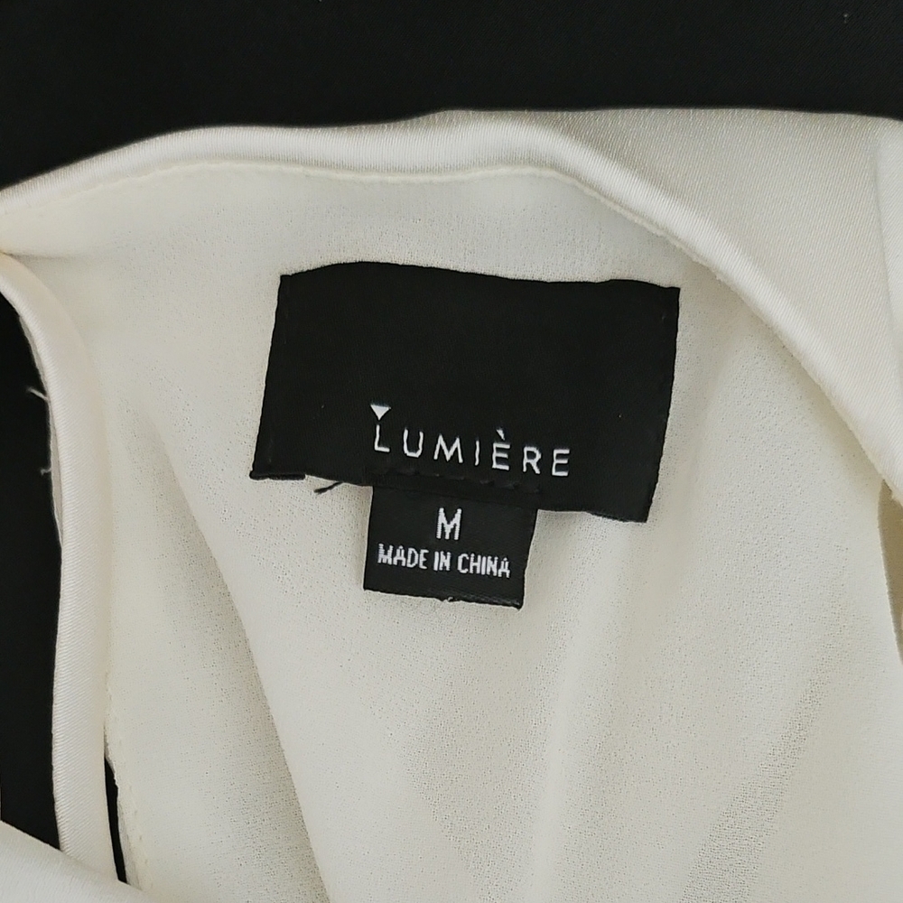 Elegant Black and Cream Women's Dress - Picture 5 of 5